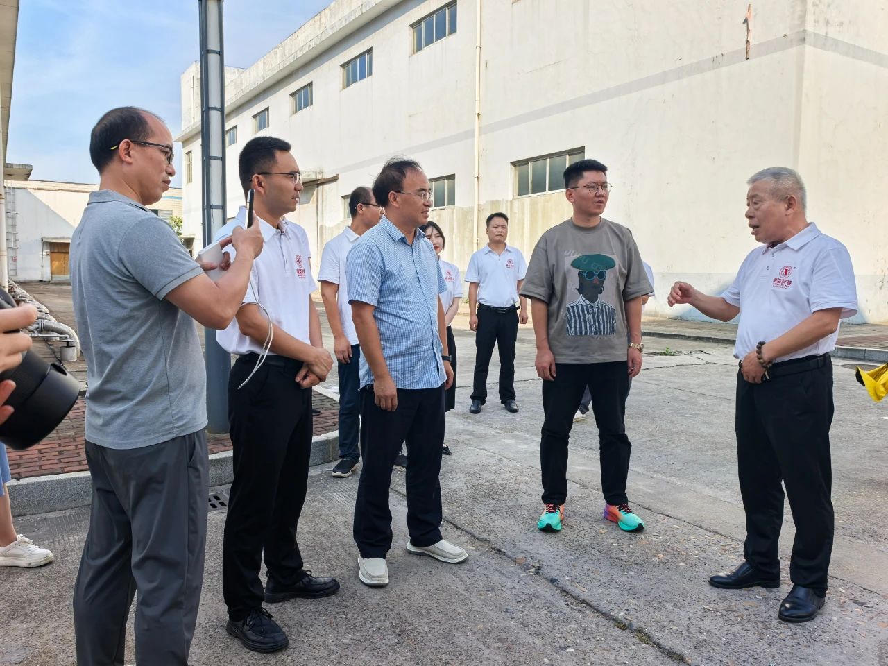 “片葉度關(guān)山——萬(wàn)里茶路中國(guó)行（2025）”活動(dòng)走進(jìn)益陽(yáng)茶廠